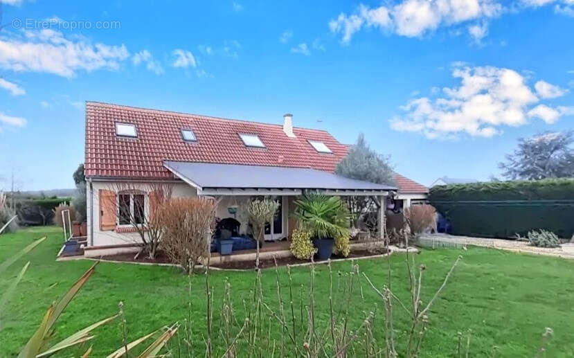 Maison à MOREE