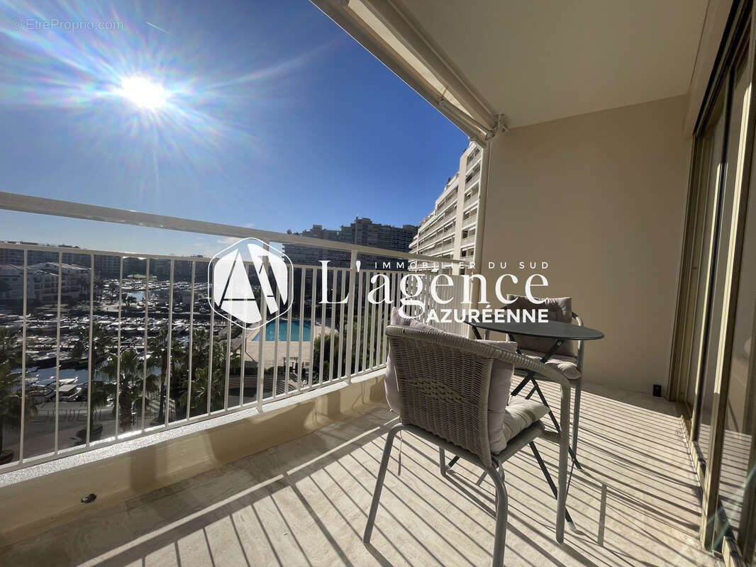 Appartement à MANDELIEU-LA-NAPOULE
