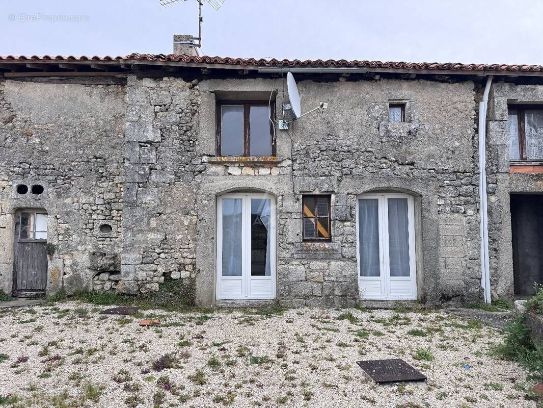 Maison à NERSAC