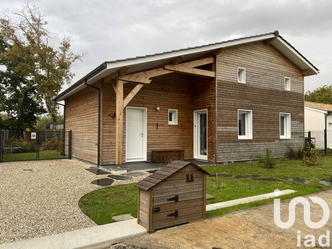 Photo 1 - Maison à HOURTIN