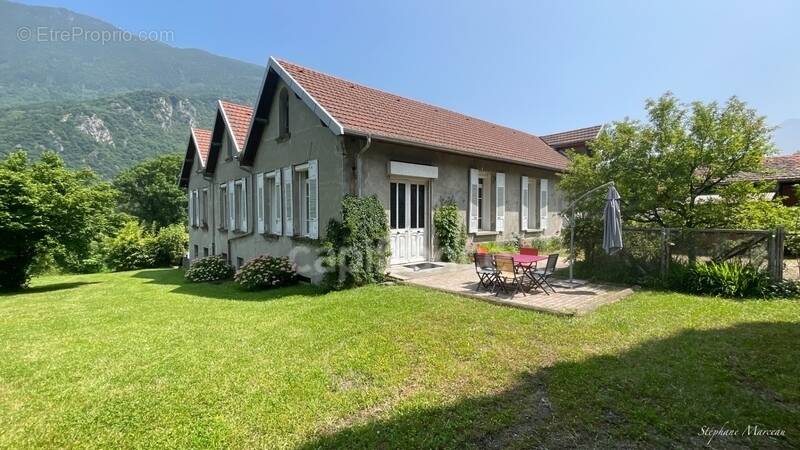 Maison à SAINT-REMY-DE-MAURIENNE