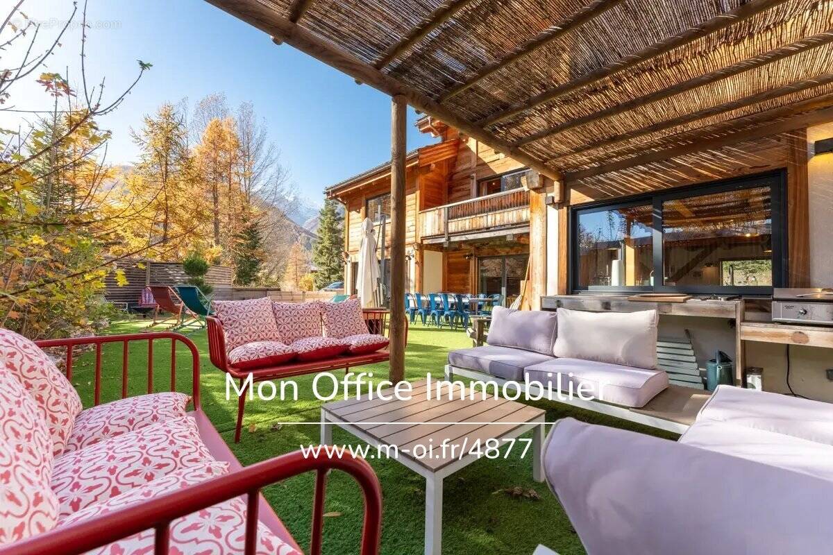 Maison à LE MONETIER-LES-BAINS