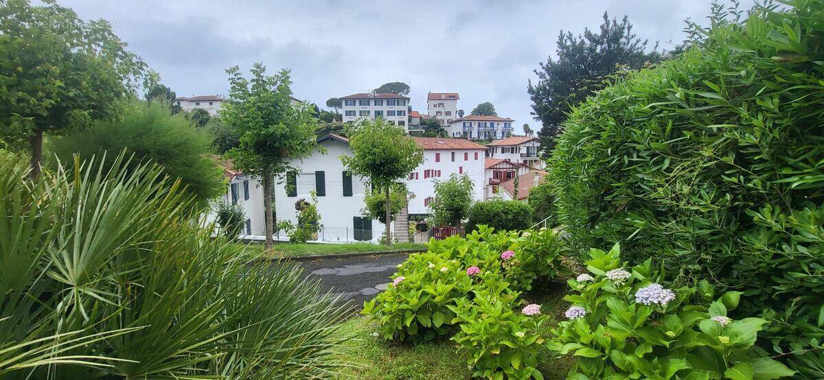 Appartement à CIBOURE