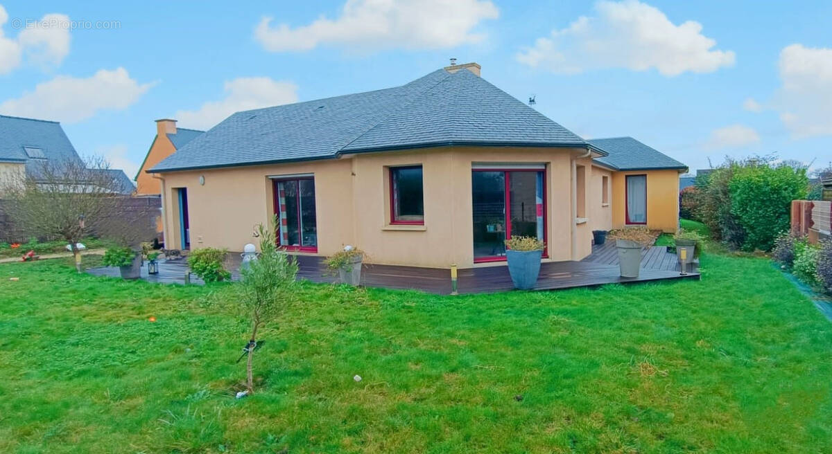 Maison à PLANCOET