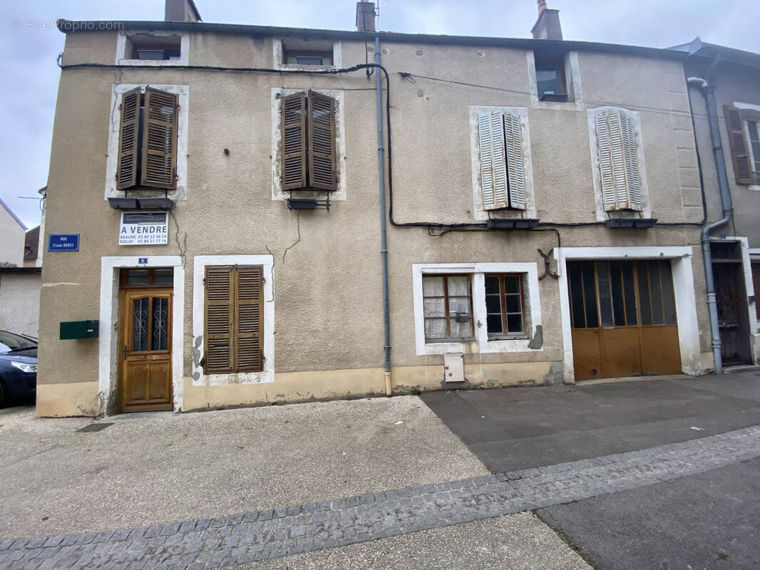Maison à NOLAY