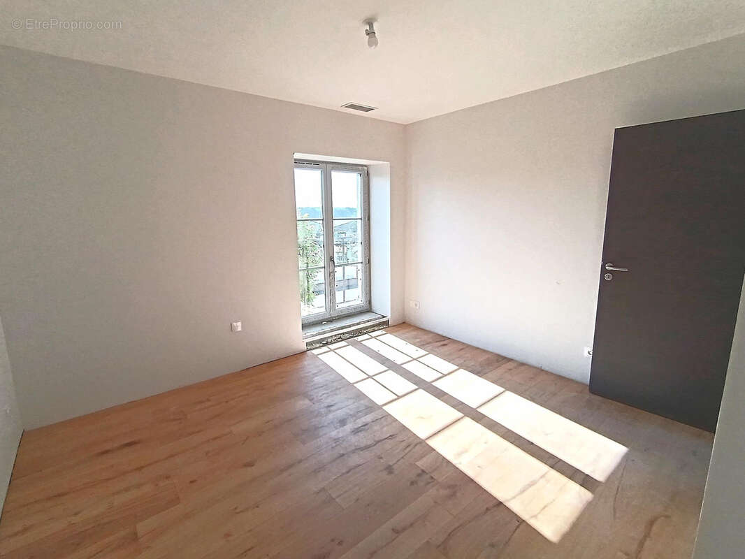 Appartement à CRECHES-SUR-SAONE