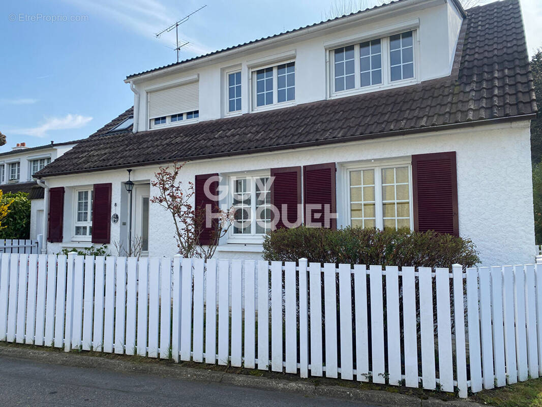 Maison à PONTAULT-COMBAULT