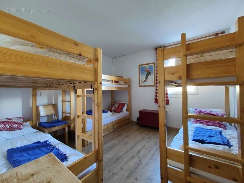 Appartement à AVRIEUX