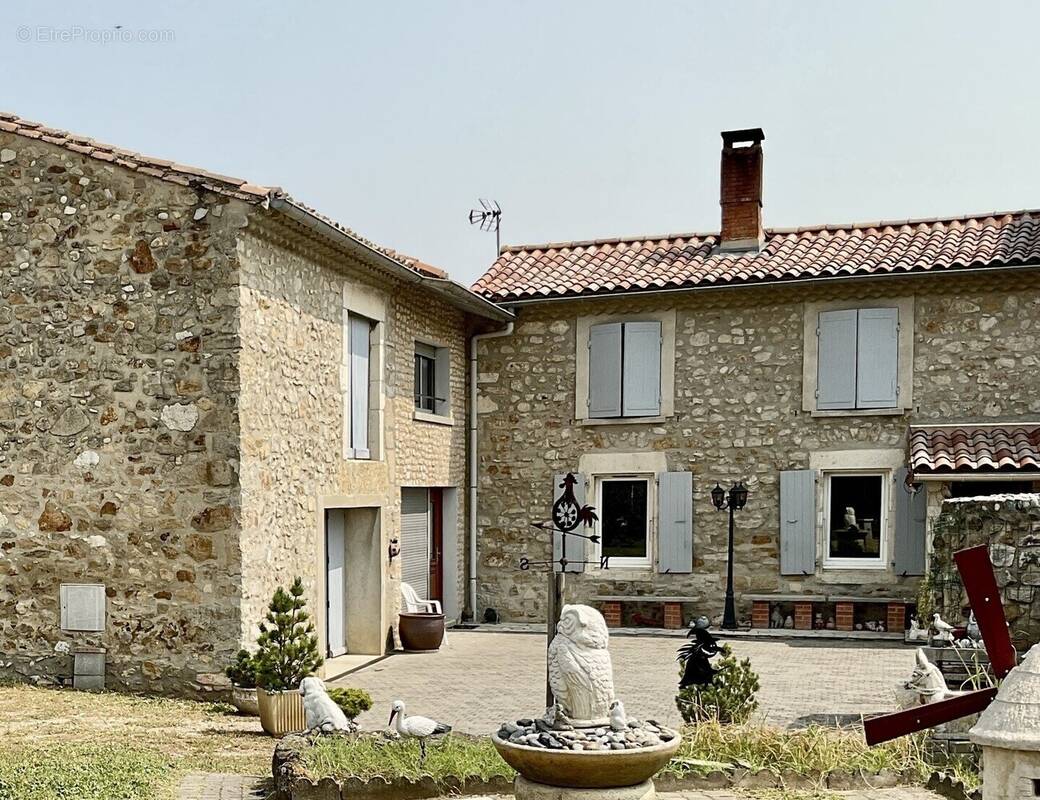 Maison à SOYONS