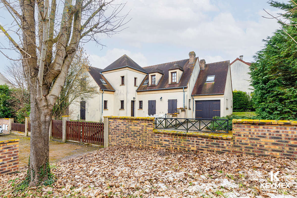 Maison à ENNERY