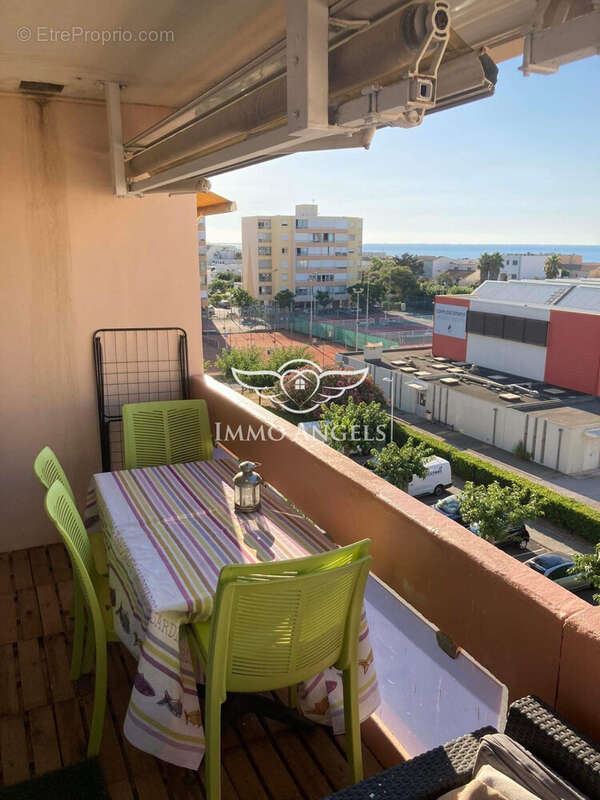 Appartement à MAUGUIO