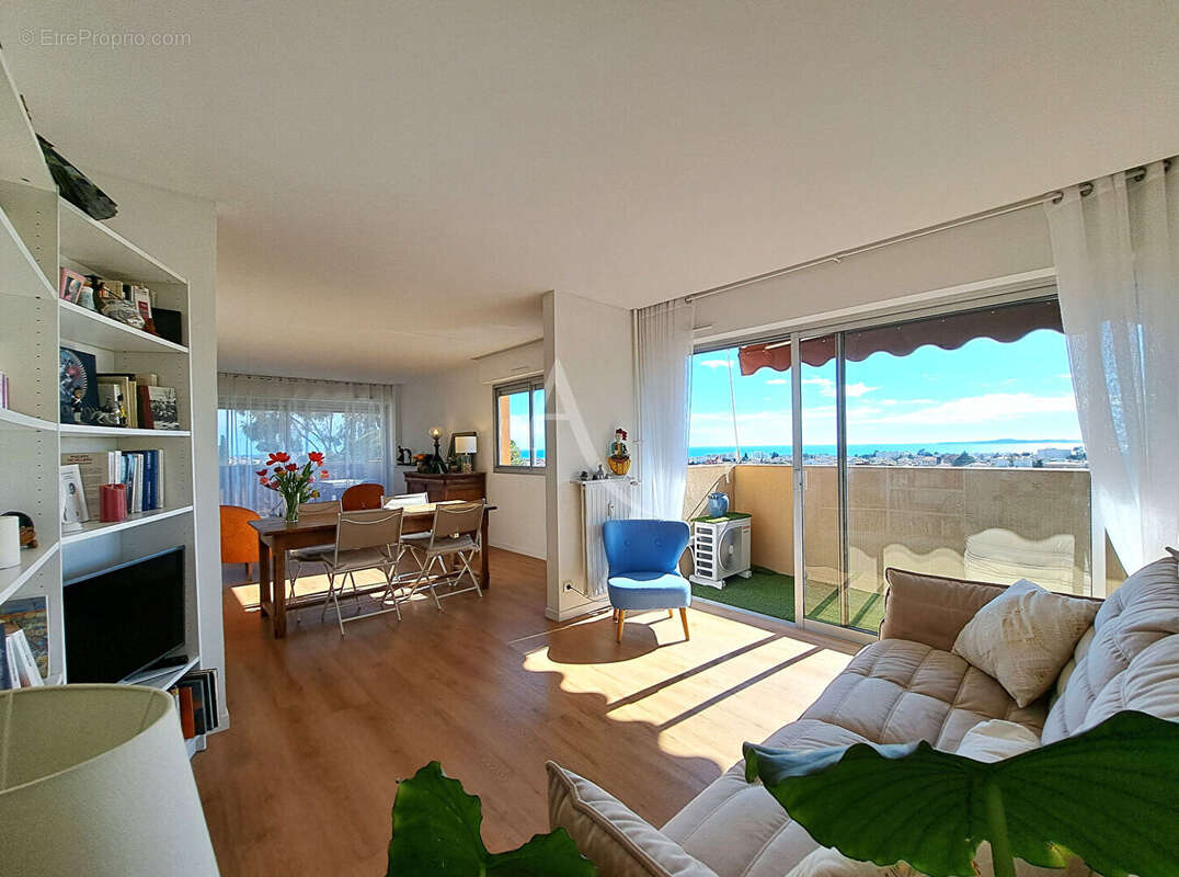 Appartement à CAGNES-SUR-MER