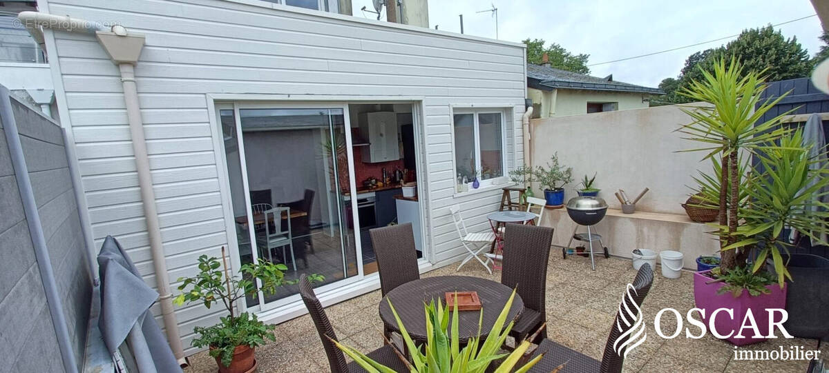 Appartement à LA CHAPELLE-SUR-ERDRE