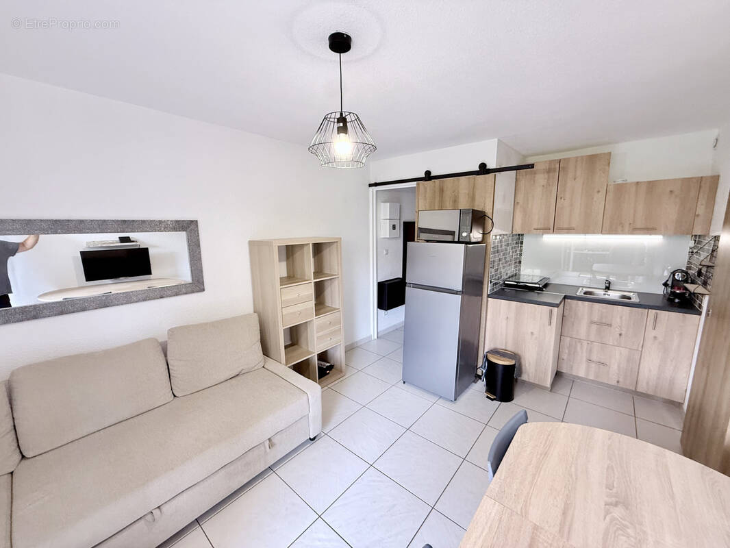 Appartement à BORMES-LES-MIMOSAS