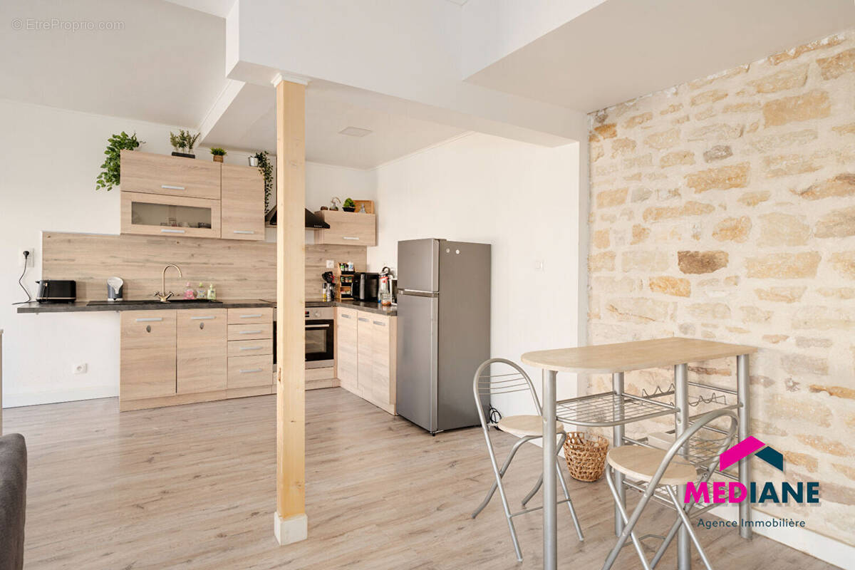 Appartement à THAON-LES-VOSGES