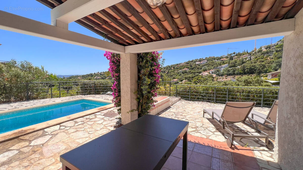 Maison à FREJUS