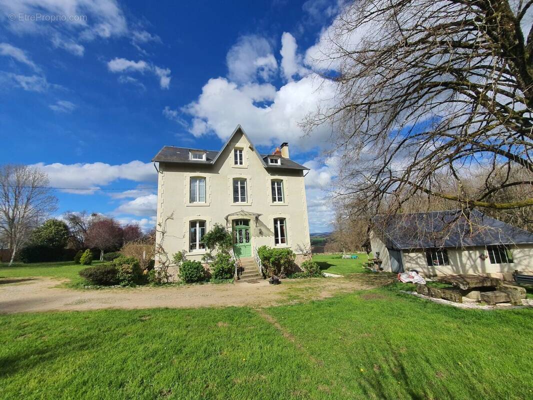 Maison à BENEVENT-L&#039;ABBAYE