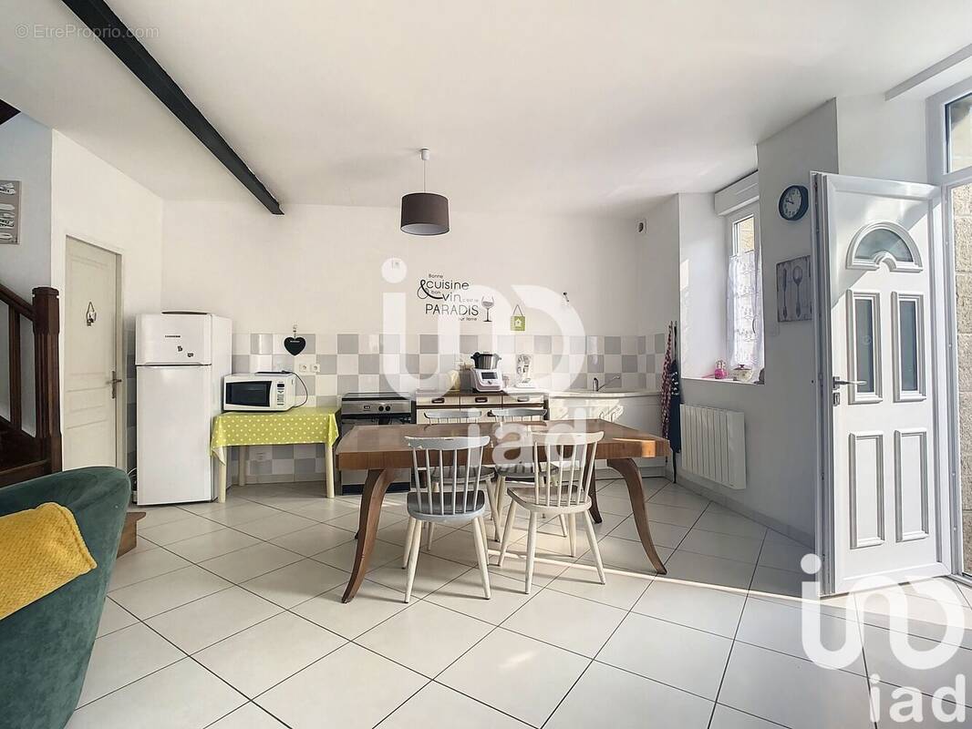 Photo 1 - Maison à LANVOLLON