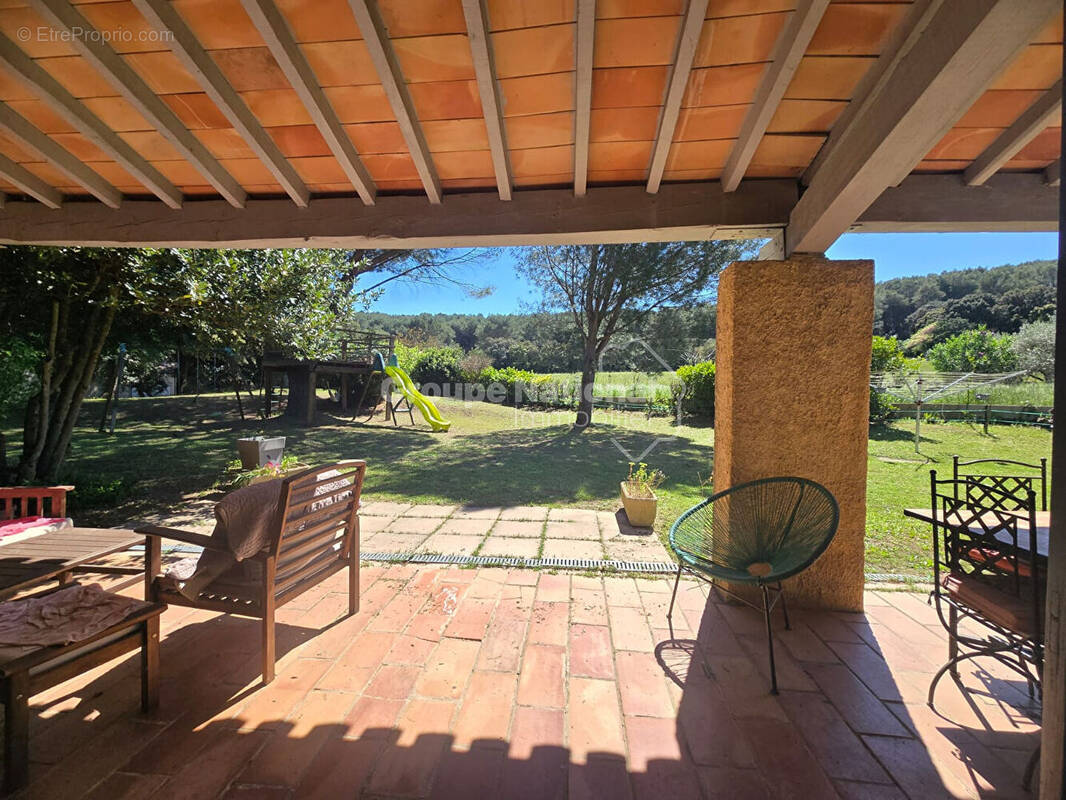 Maison à COMPS