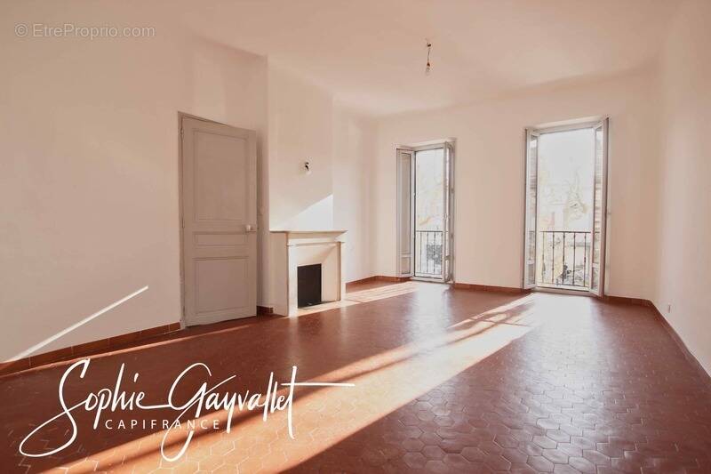Appartement à VELAUX