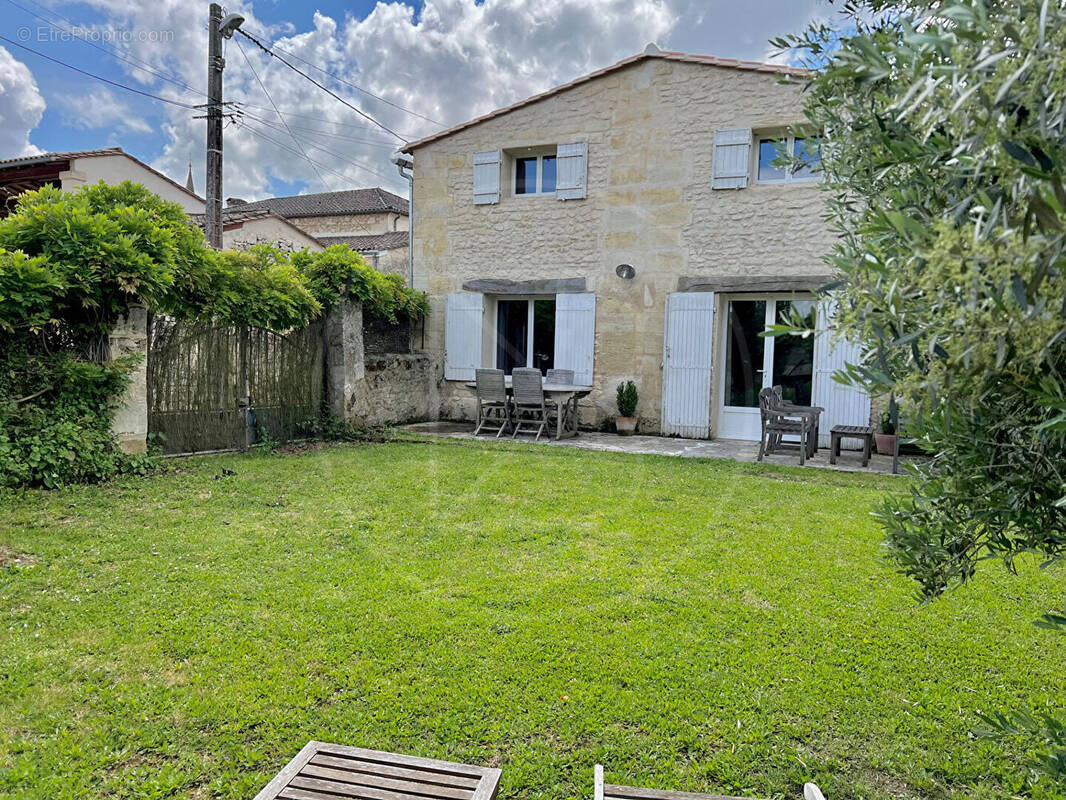 Maison à BRANNE