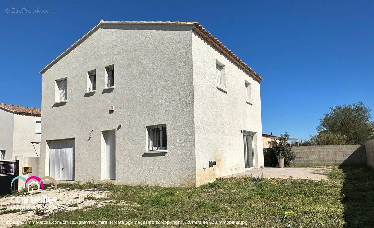 Maison à REDESSAN
