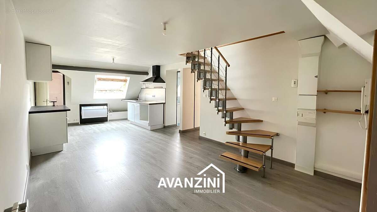 Appartement à COULOMMIERS