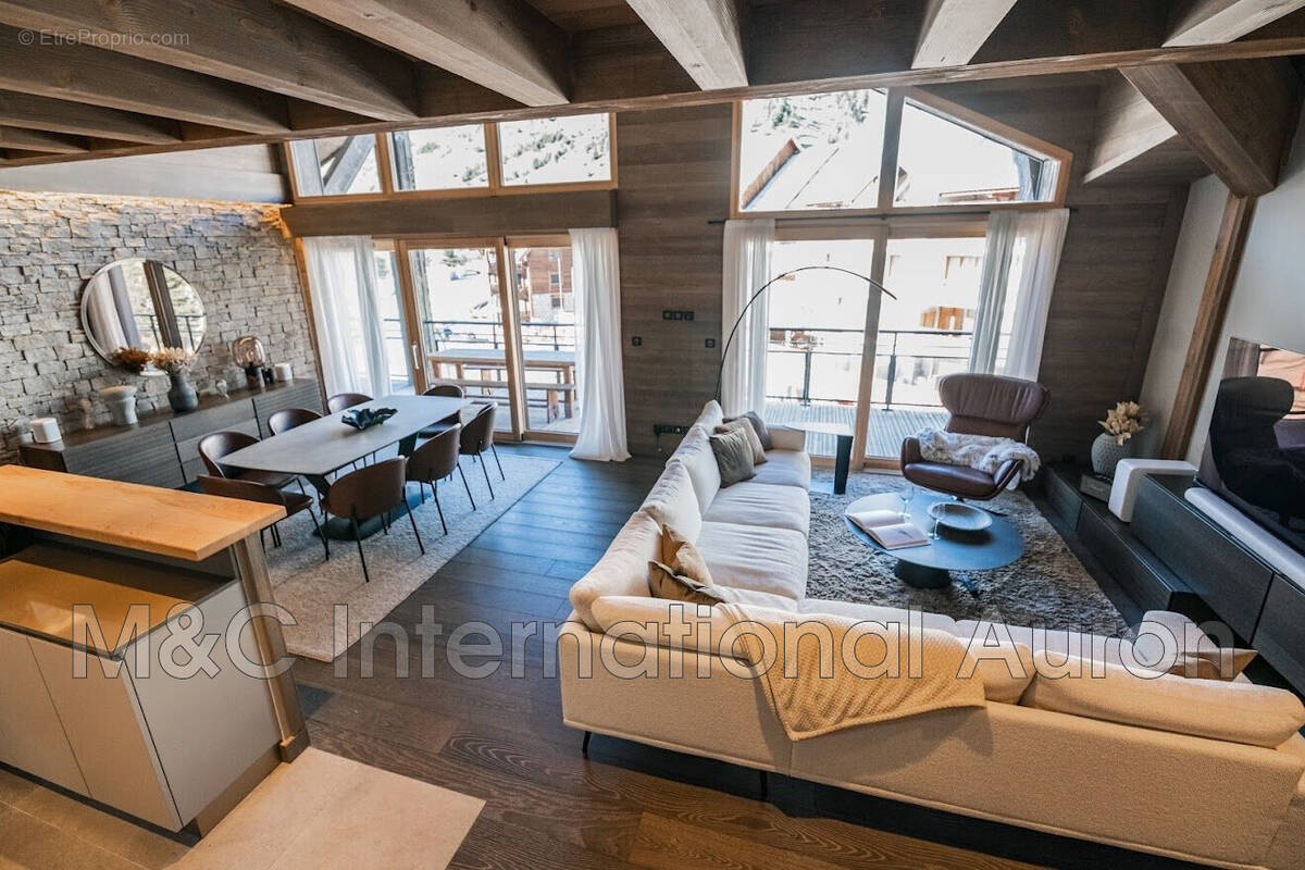 Appartement à SAINT-ETIENNE-DE-TINEE