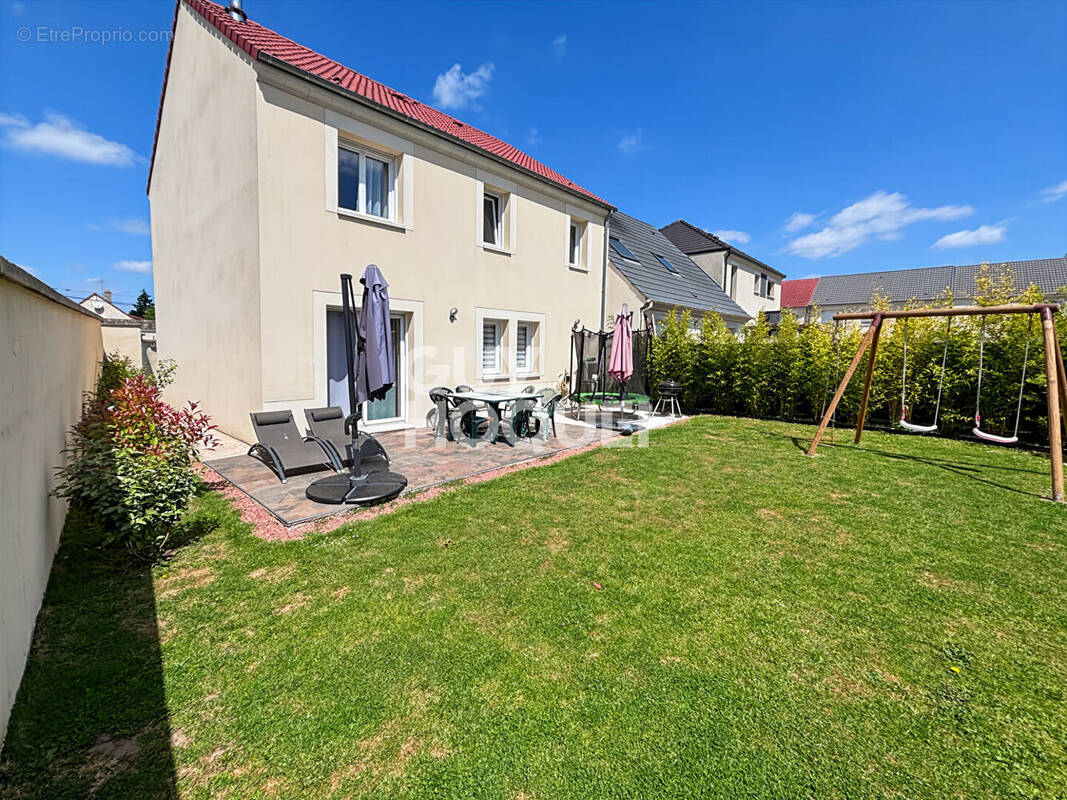 Maison à TOURNAN-EN-BRIE