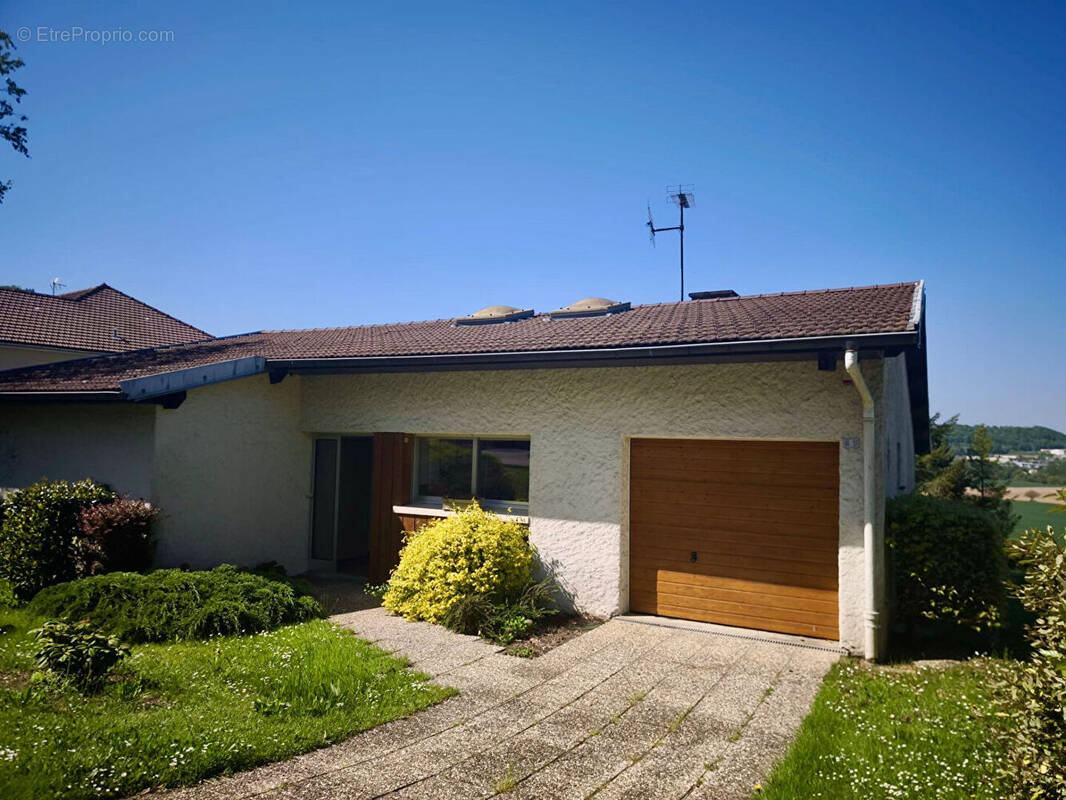Maison à CHALEZE