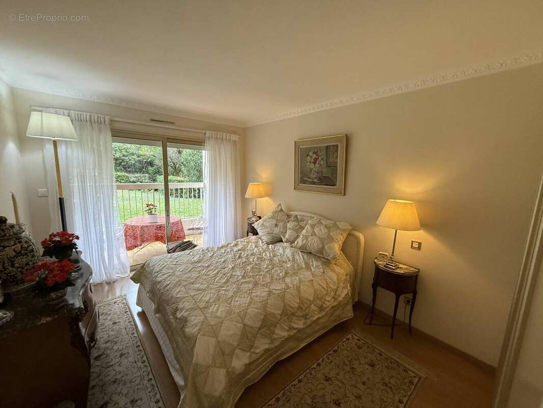 Appartement à LE CANNET