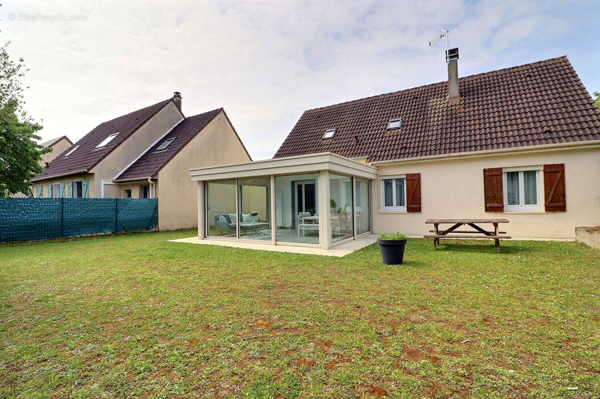 Maison à TAVERNY