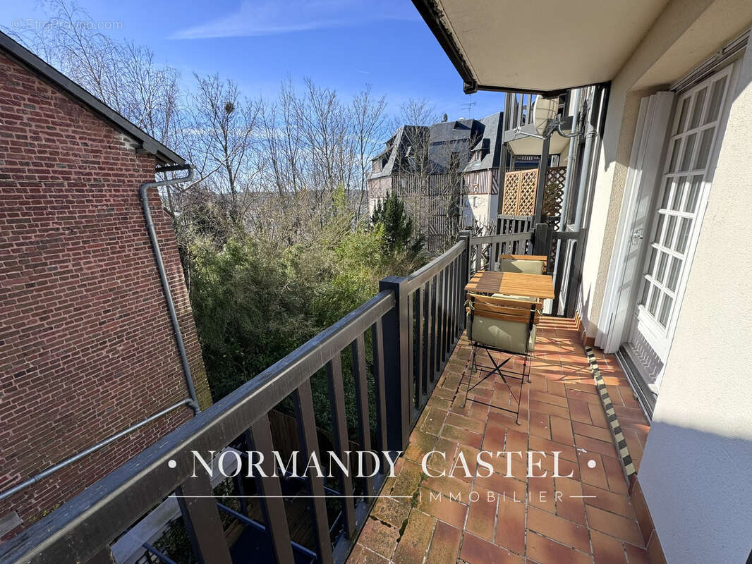 Appartement à TROUVILLE-SUR-MER