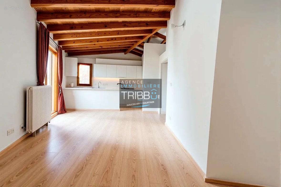 Appartement à THUIR