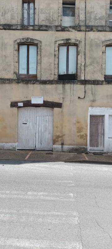 Maison à MONBAHUS
