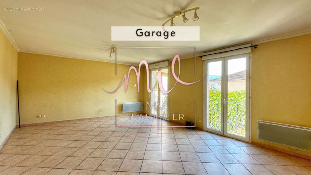 Appartement à RENAGE