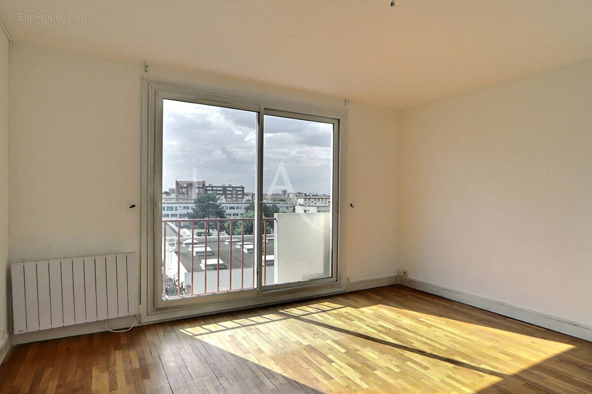 Appartement à AUBERVILLIERS