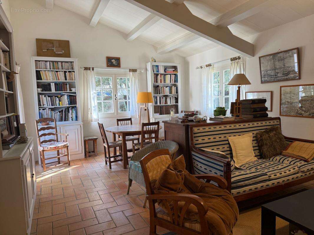 Maison à L&#039;EPINE
