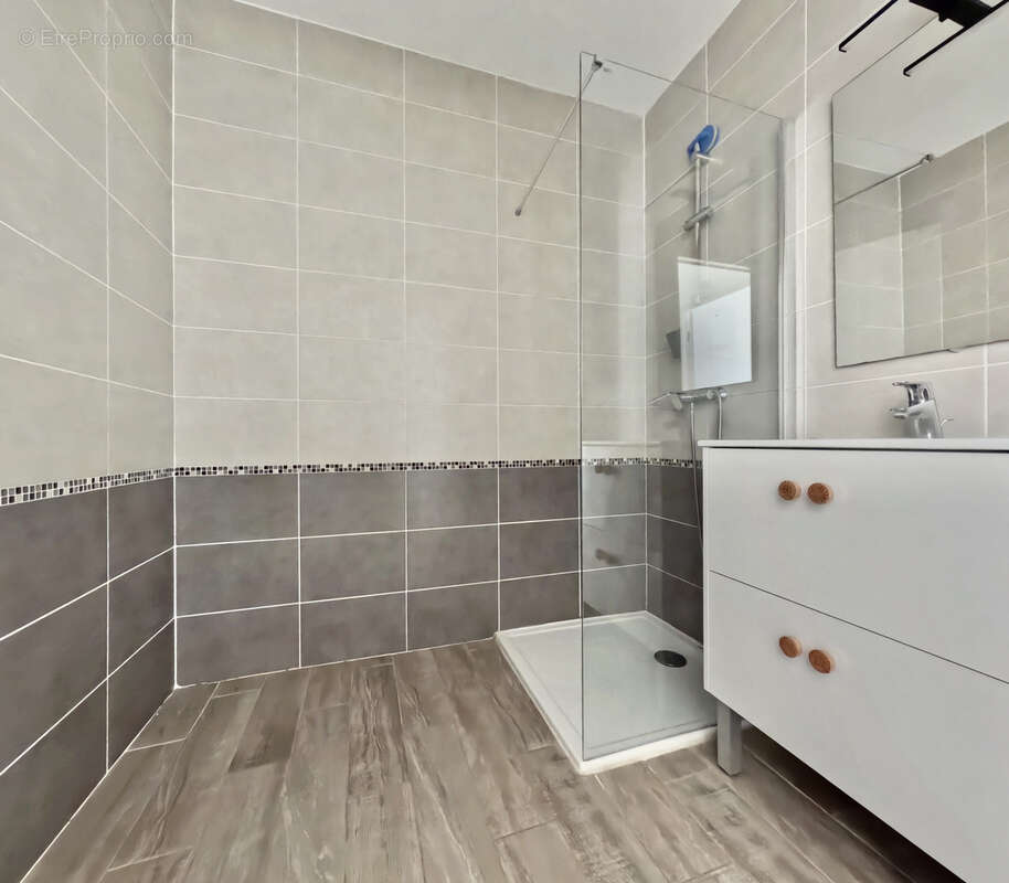 Appartement à LA FARLEDE