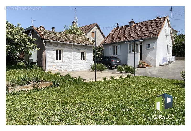 Maison à FESCHES-LE-CHATEL
