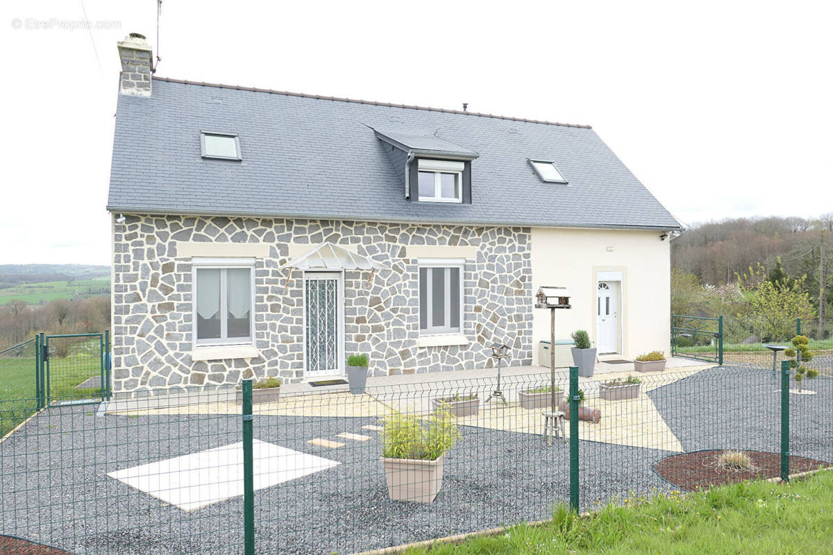 Maison à JUVIGNY-LE-TERTRE
