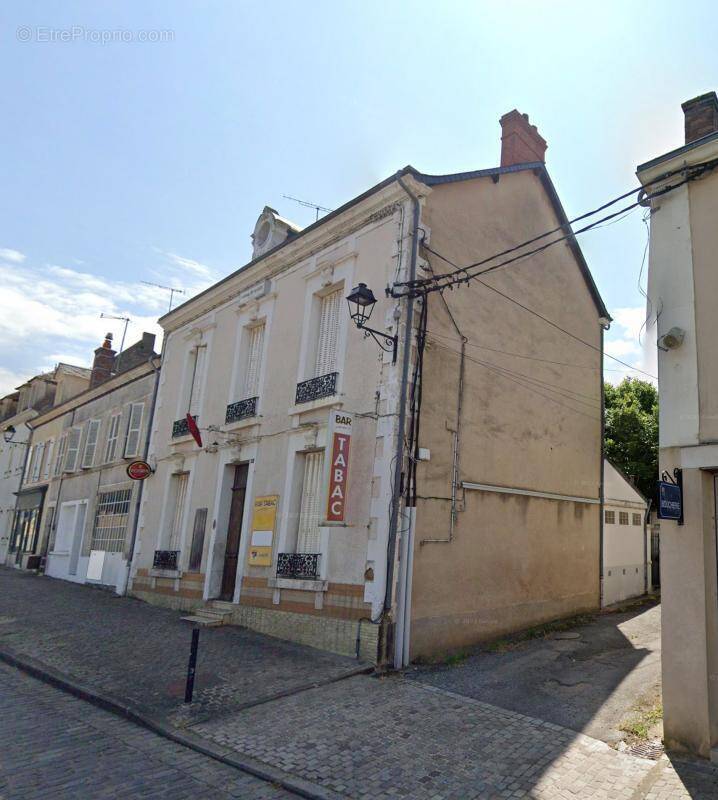 Appartement à CHATEAUMEILLANT