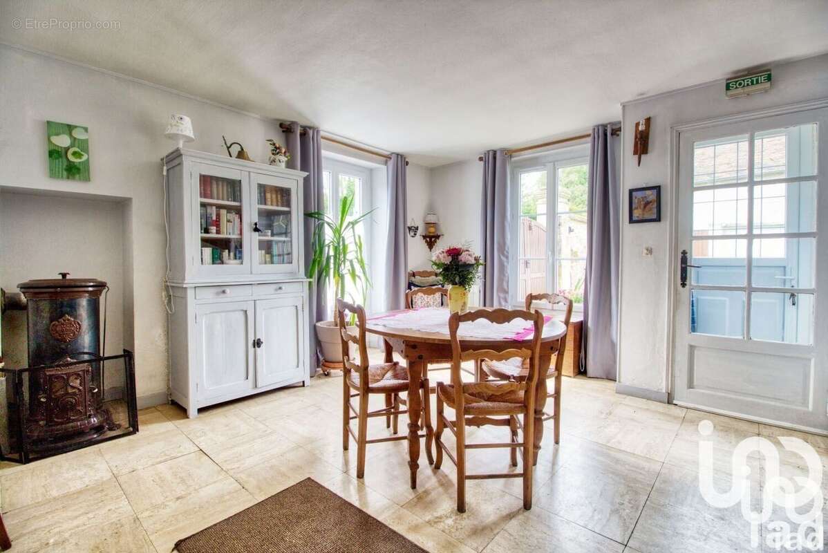 Photo 6 - Maison à VIGNY