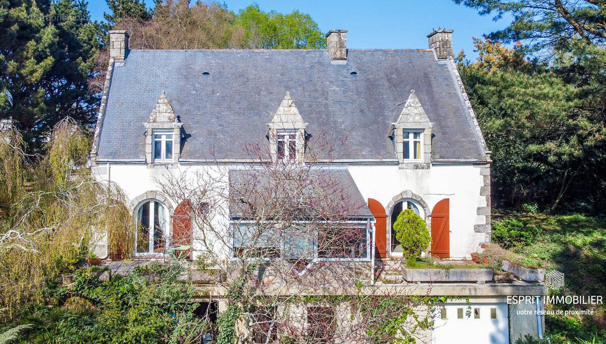 Maison à THEIX