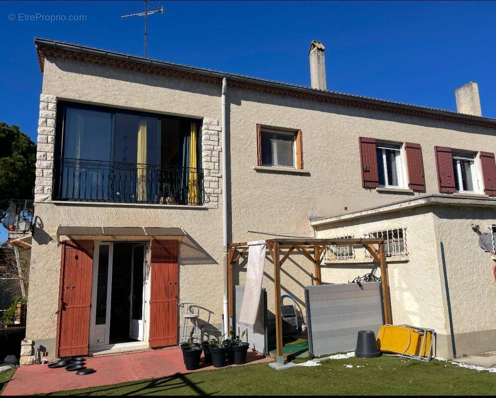 Maison à ARAMON