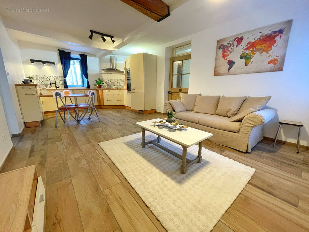 Appartement à TERNAY