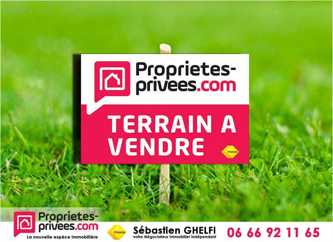 Terrain à CONTRES