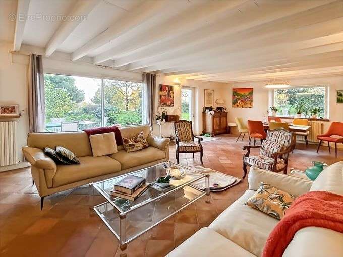 Maison à MIRADOUX