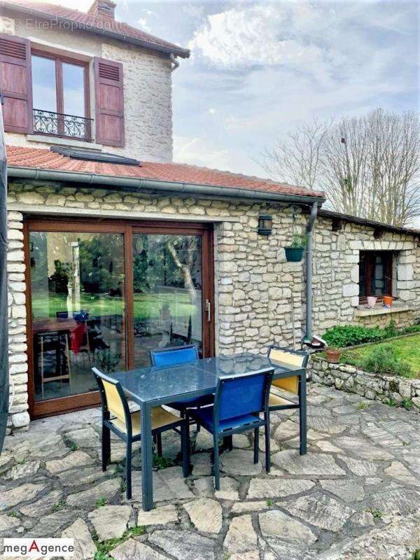Maison à MAULE