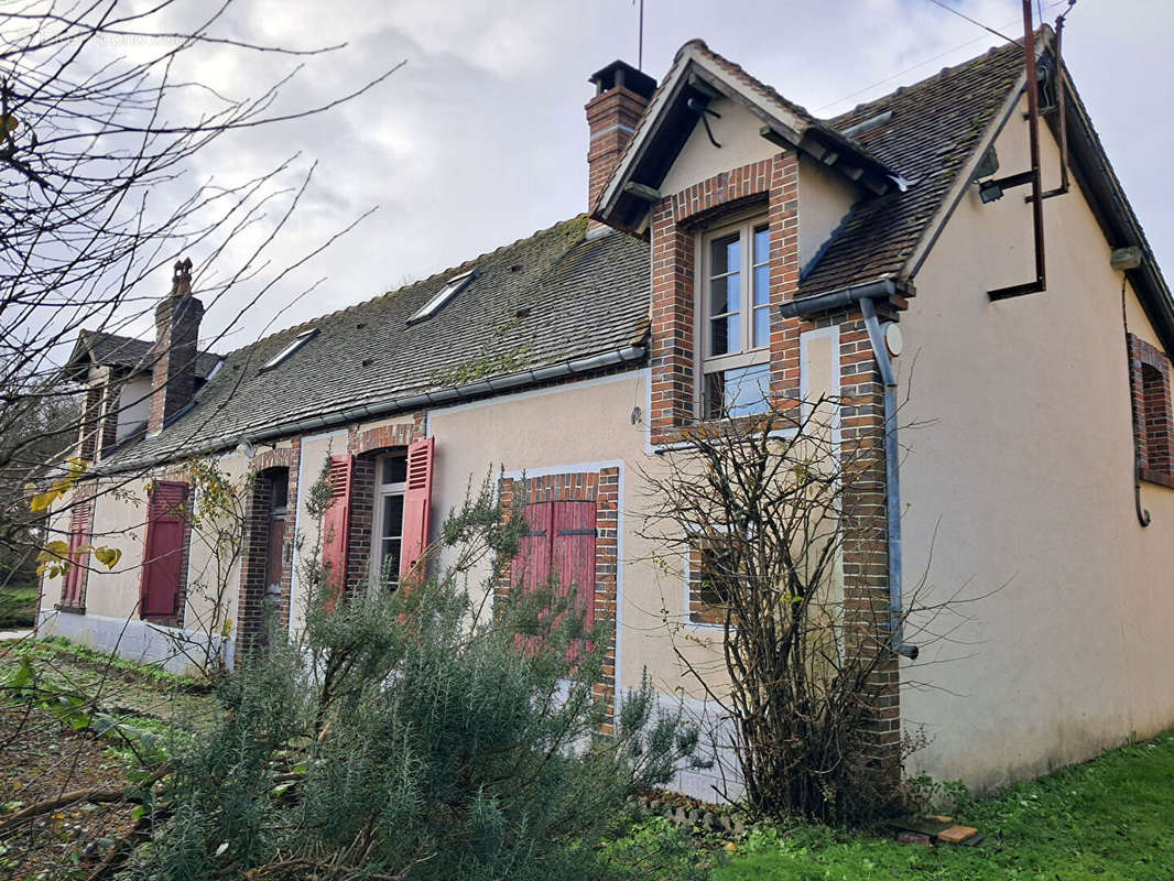 Maison à LA LOUPE